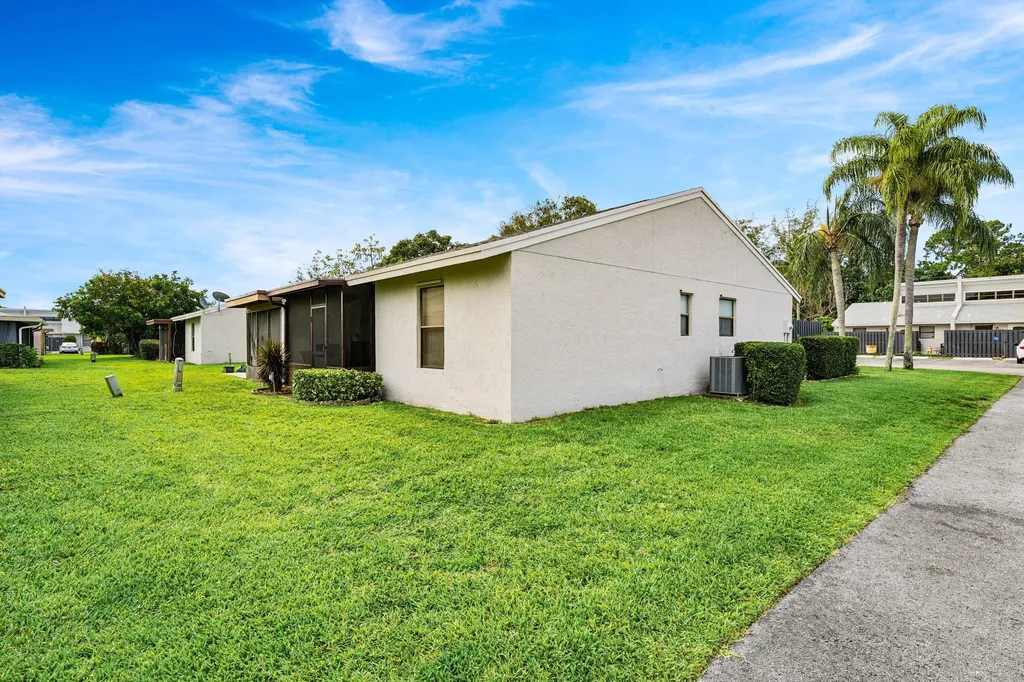 1968 Monks Court West Palm Beach FL 33415