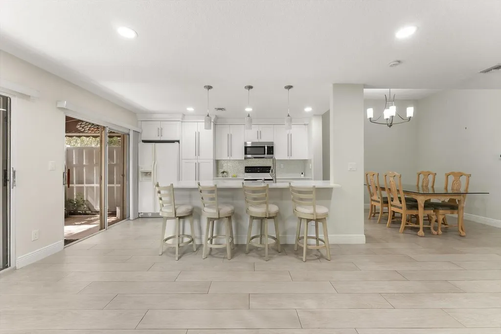 21400 Tudor Drive Boca Raton FL 33486