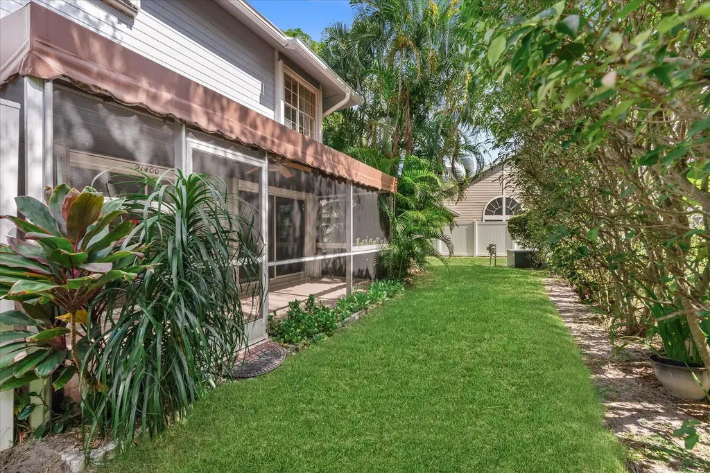 21400 Tudor Drive Boca Raton FL 33486