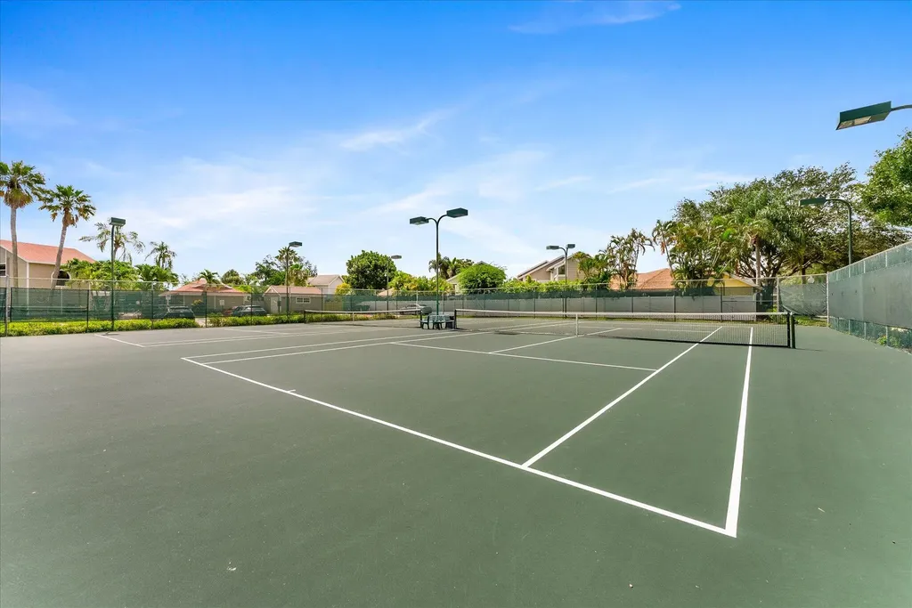 21400 Tudor Drive Boca Raton FL 33486