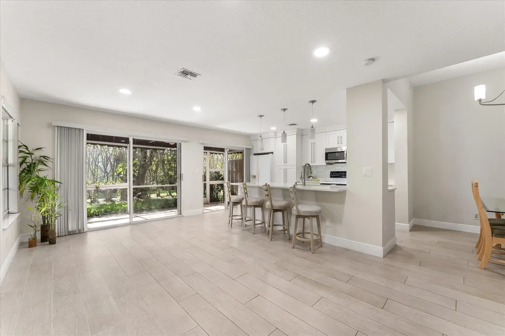 21400 Tudor Drive Boca Raton FL 33486