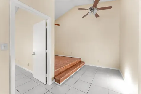 21400 Tudor Drive Boca Raton FL 33486