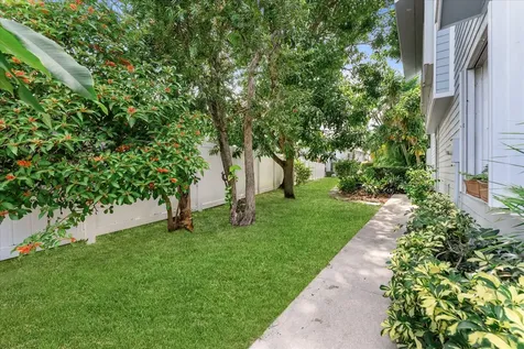 21400 Tudor Drive Boca Raton FL 33486