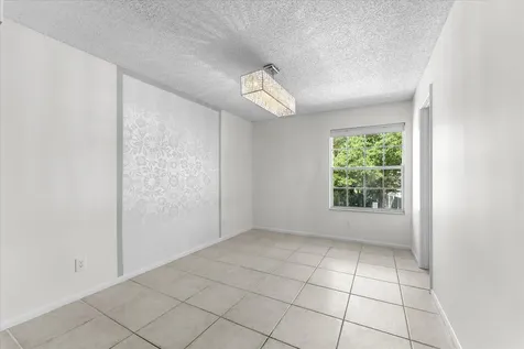 21400 Tudor Drive Boca Raton FL 33486