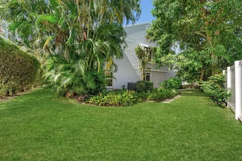 21400 Tudor Drive Boca Raton FL 33486