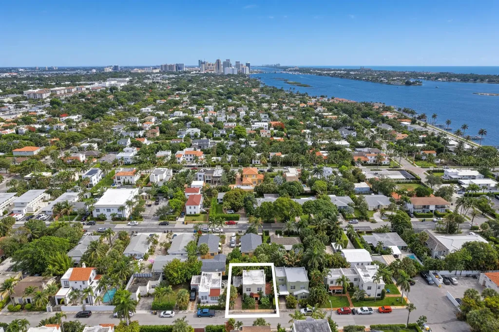 217 Lytton Court West Palm Beach FL 33405