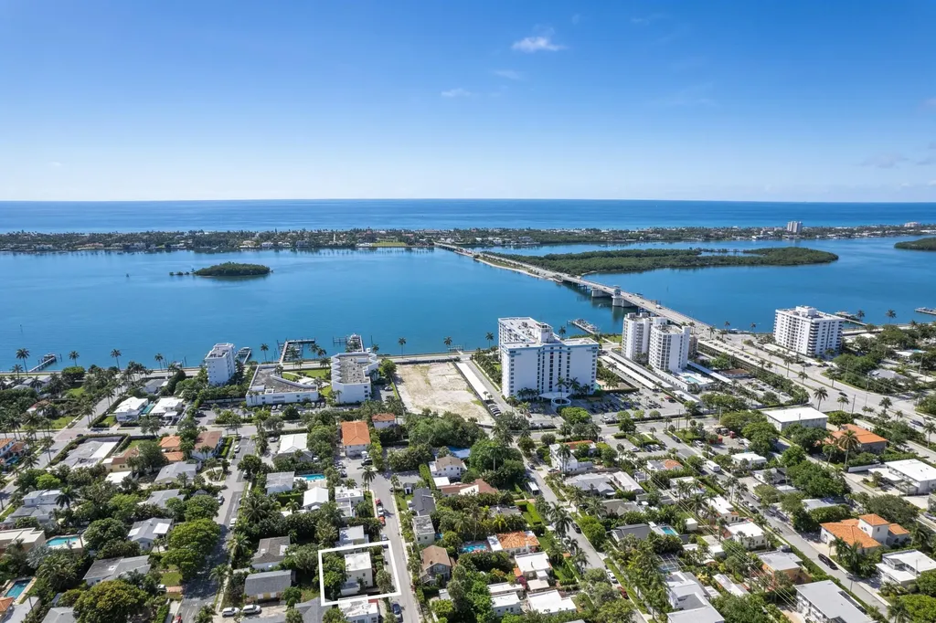 217 Lytton Court West Palm Beach FL 33405