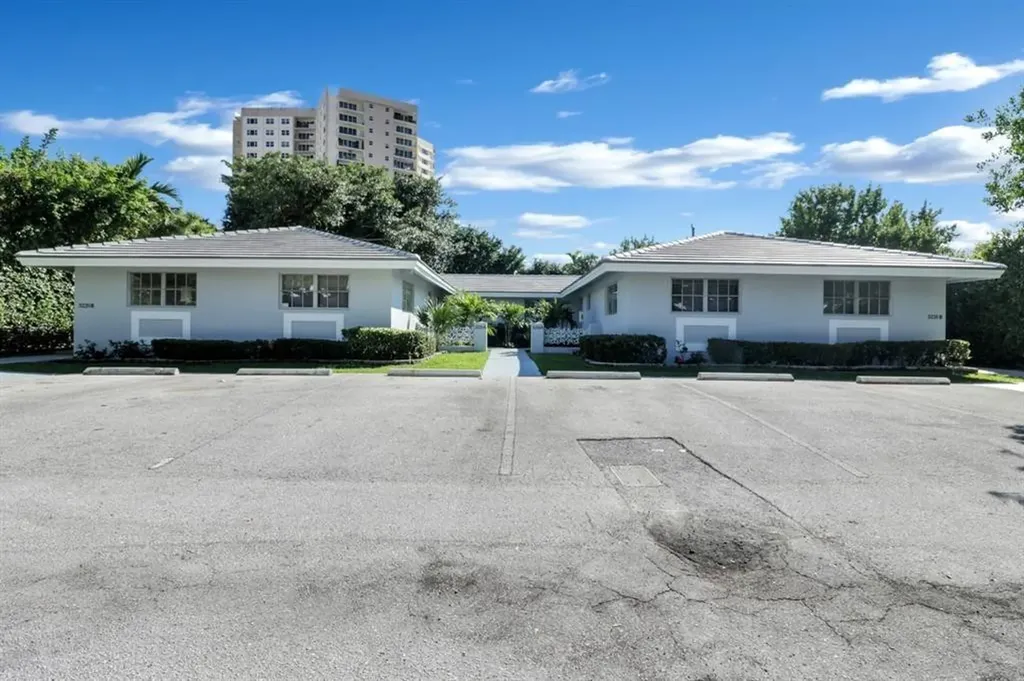3218 SE 11th Street Pompano Beach FL 33062