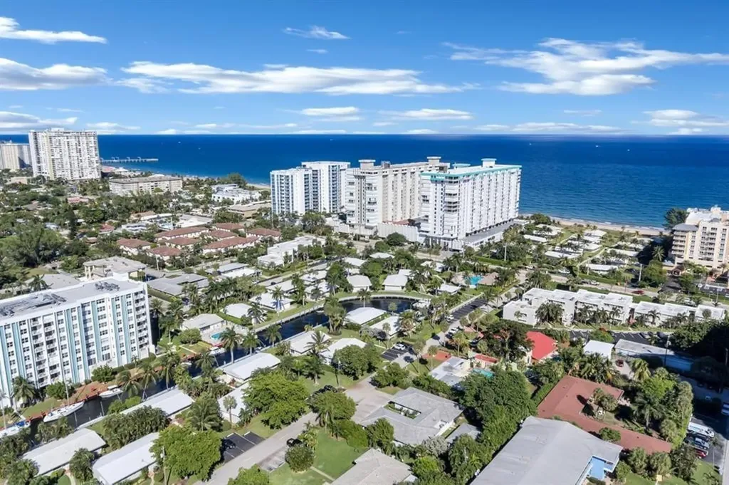 3218 SE 11th Street Pompano Beach FL 33062
