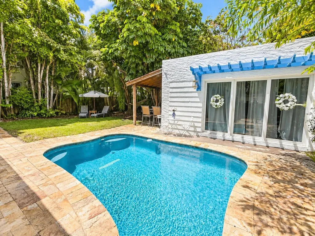1415 NE 4th Place Fort Lauderdale FL 33301