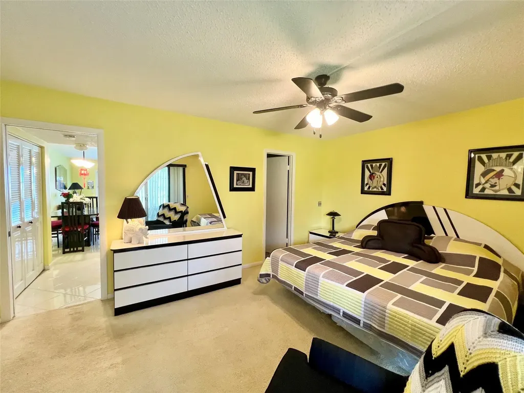 112 Oakridge I Deerfield Beach FL 33442