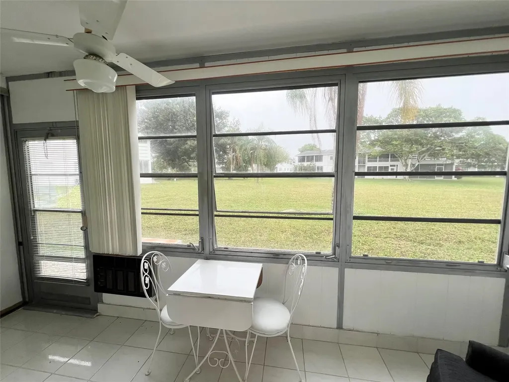 112 Oakridge I Deerfield Beach FL 33442