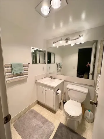 112 Oakridge I Deerfield Beach FL 33442