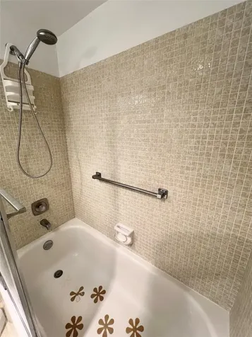 112 Oakridge I Deerfield Beach FL 33442