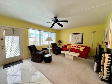 112 Oakridge I Deerfield Beach FL 33442