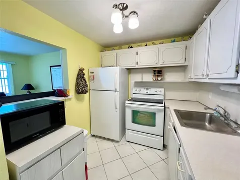 112 Oakridge I Deerfield Beach FL 33442