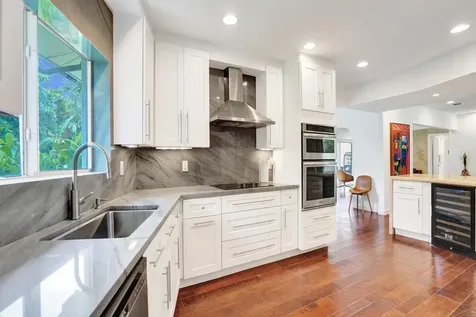 5 Gatehouse Road Sea Ranch Lakes FL 33308