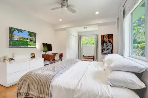 5 Gatehouse Road Sea Ranch Lakes FL 33308
