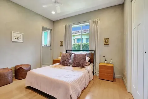 5 Gatehouse Road Sea Ranch Lakes FL 33308