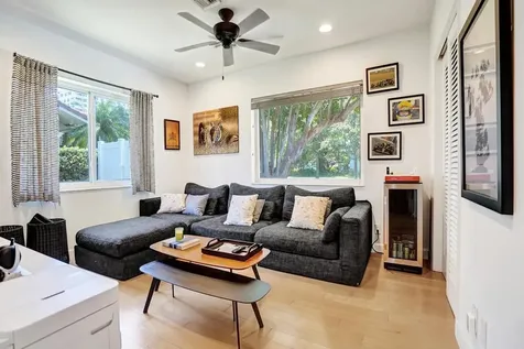 5 Gatehouse Road Sea Ranch Lakes FL 33308