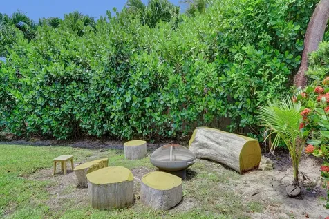 5 Gatehouse Road Sea Ranch Lakes FL 33308