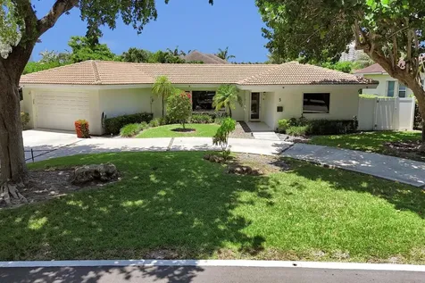 5 Gatehouse Road Sea Ranch Lakes FL 33308