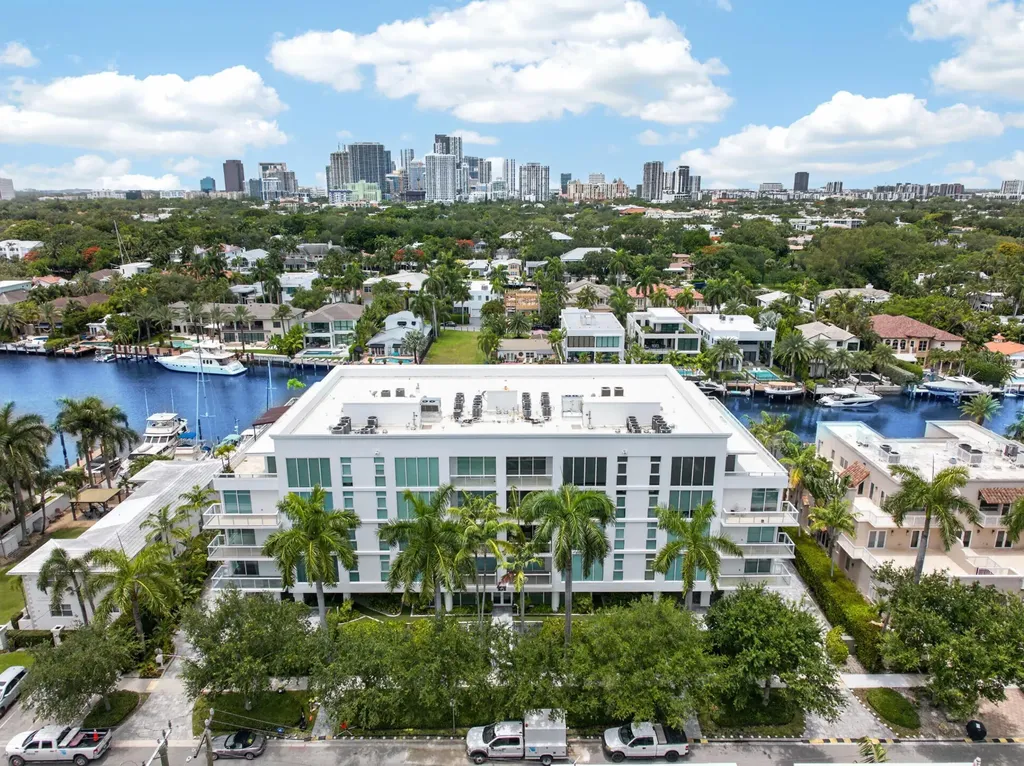 45 Hendricks Isle Fort Lauderdale FL 33301