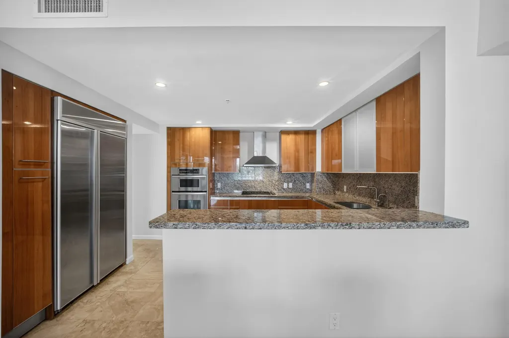 45 Hendricks Isle Fort Lauderdale FL 33301