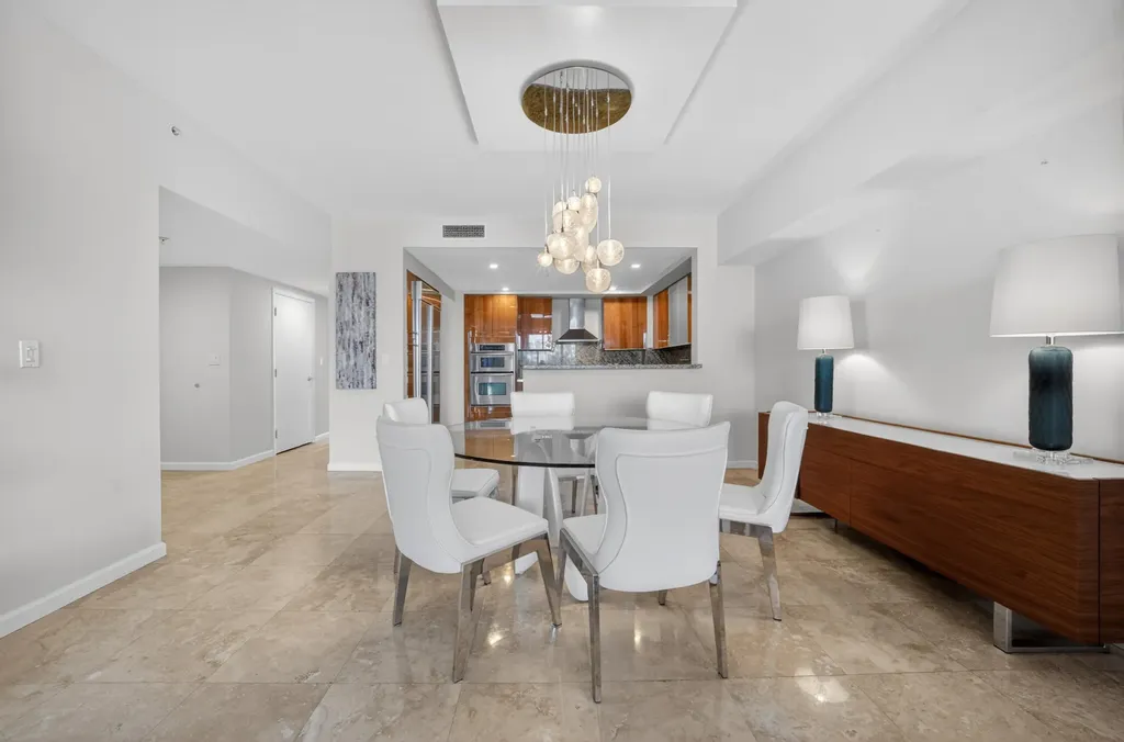 45 Hendricks Isle Fort Lauderdale FL 33301