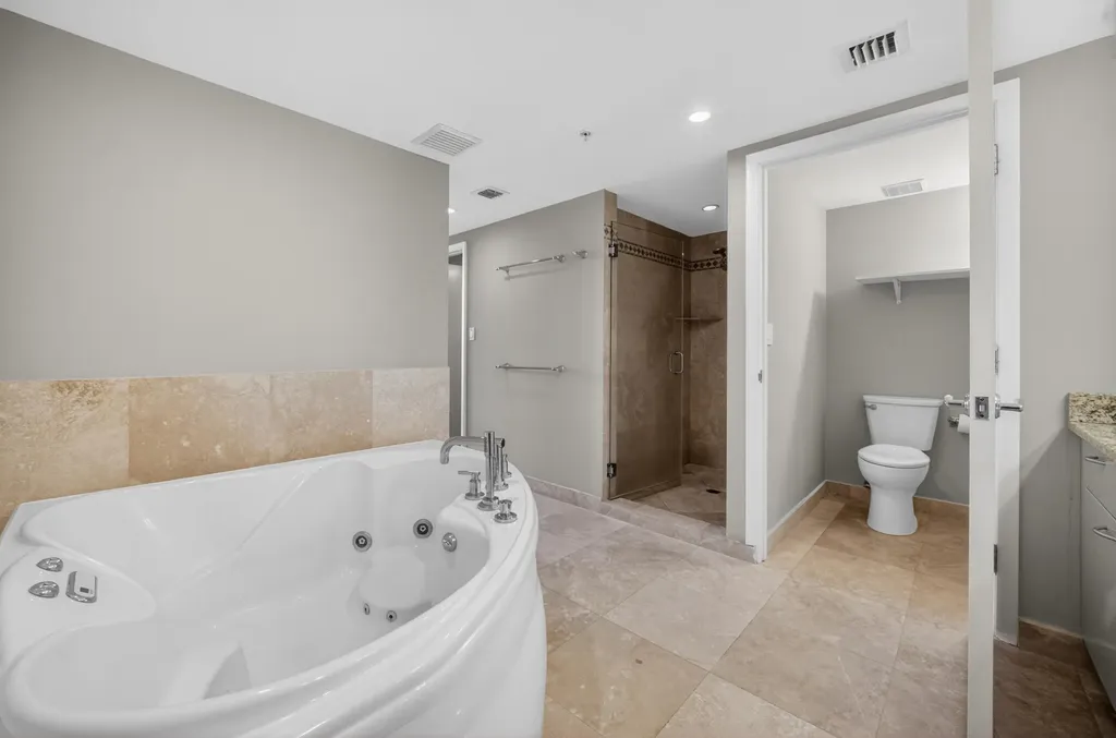 45 Hendricks Isle Fort Lauderdale FL 33301