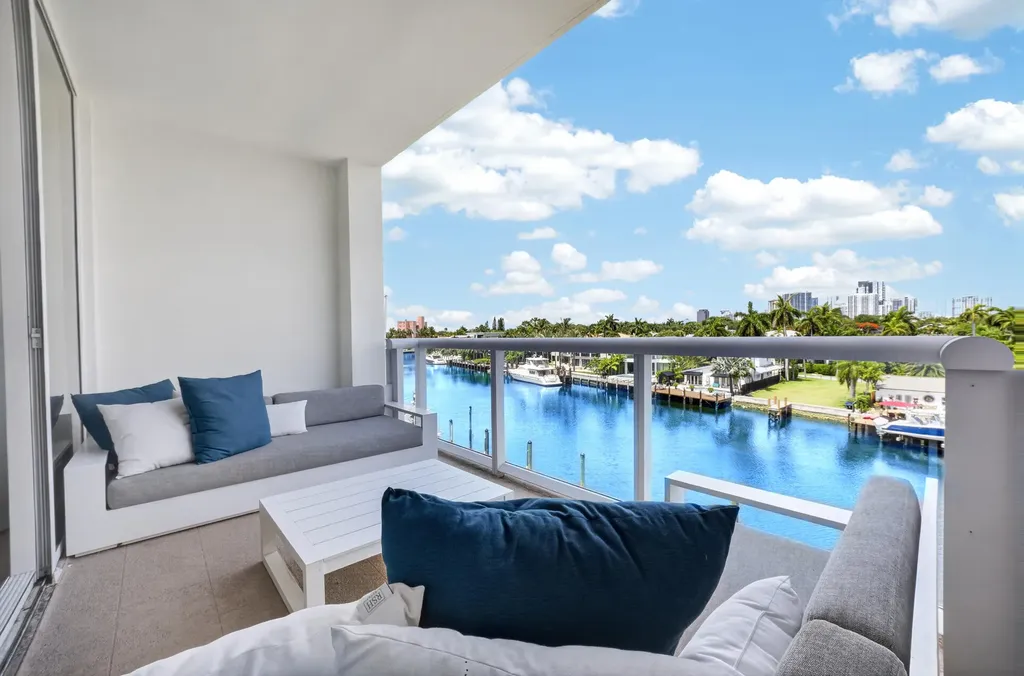 45 Hendricks Isle Fort Lauderdale FL 33301