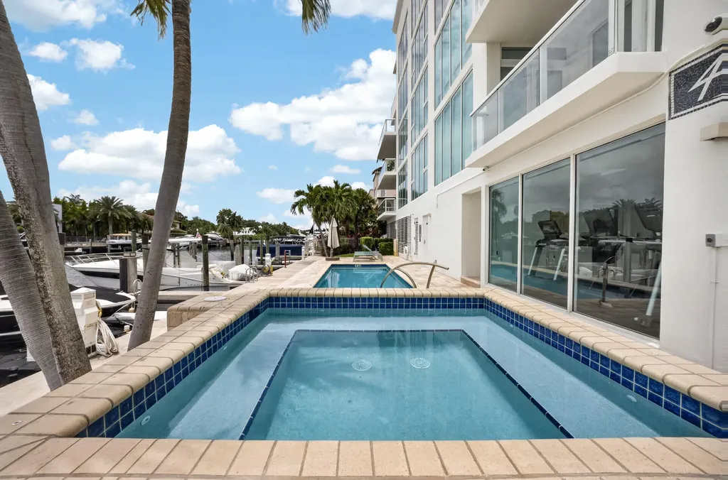 45 Hendricks Isle Fort Lauderdale FL 33301