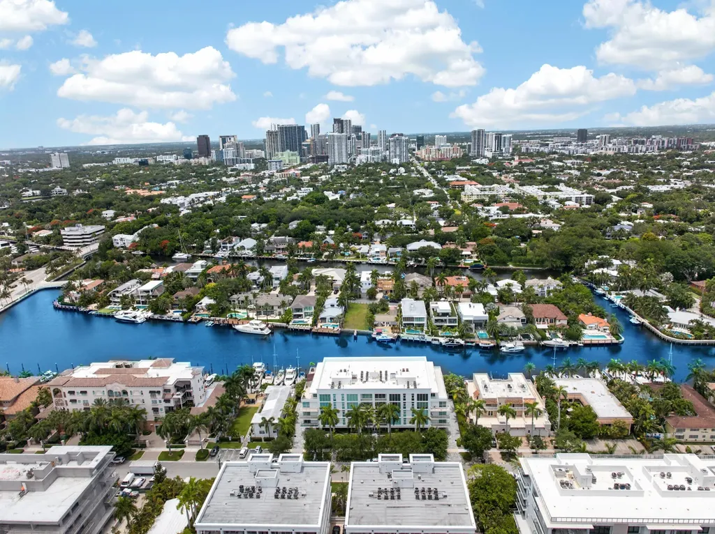 45 Hendricks Isle Fort Lauderdale FL 33301