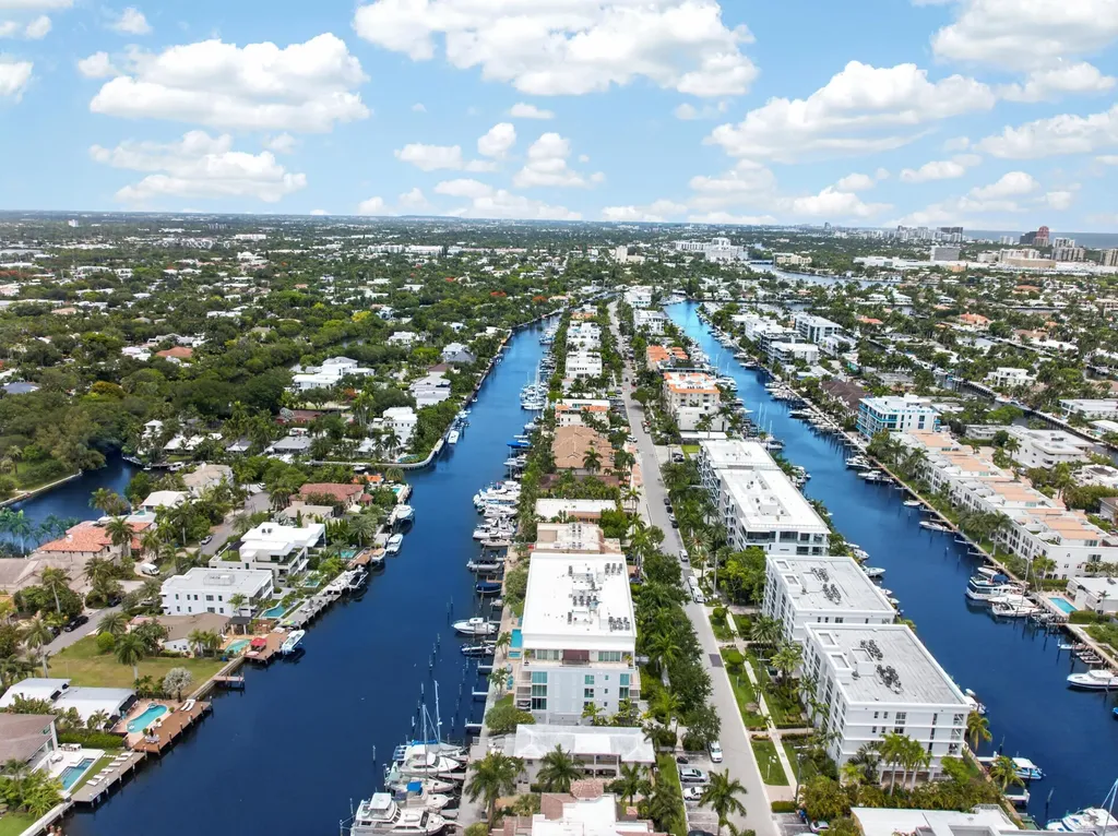 45 Hendricks Isle Fort Lauderdale FL 33301