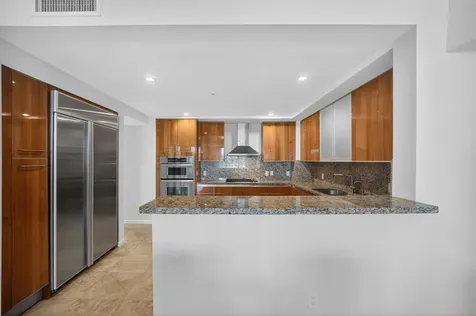 45 Hendricks Isle Fort Lauderdale FL 33301