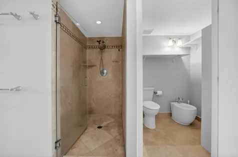 45 Hendricks Isle Fort Lauderdale FL 33301