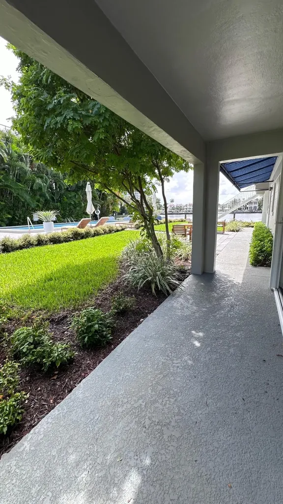 414 Seasage Drive Delray Beach FL 33483