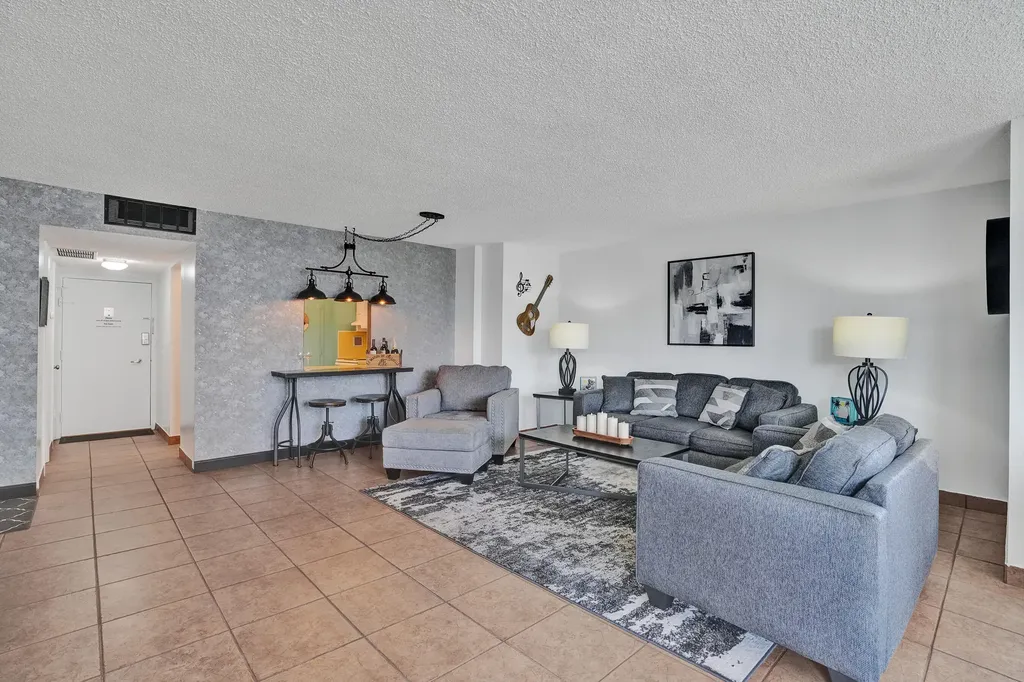 3015 N Ocean Boulevard Fort Lauderdale FL 33308