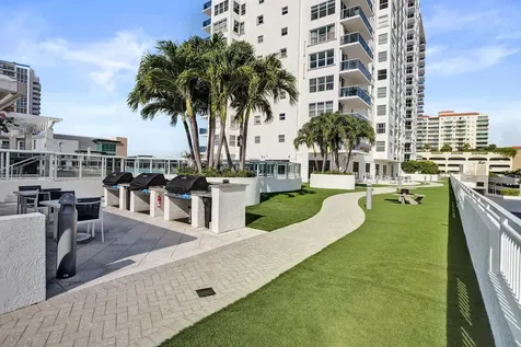3015 N Ocean Boulevard Fort Lauderdale FL 33308
