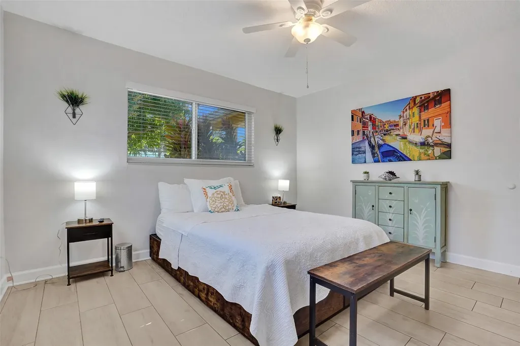 2265 SE 12th Street Pompano Beach FL 33062