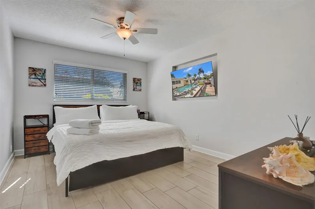 2265 SE 12th Street Pompano Beach FL 33062