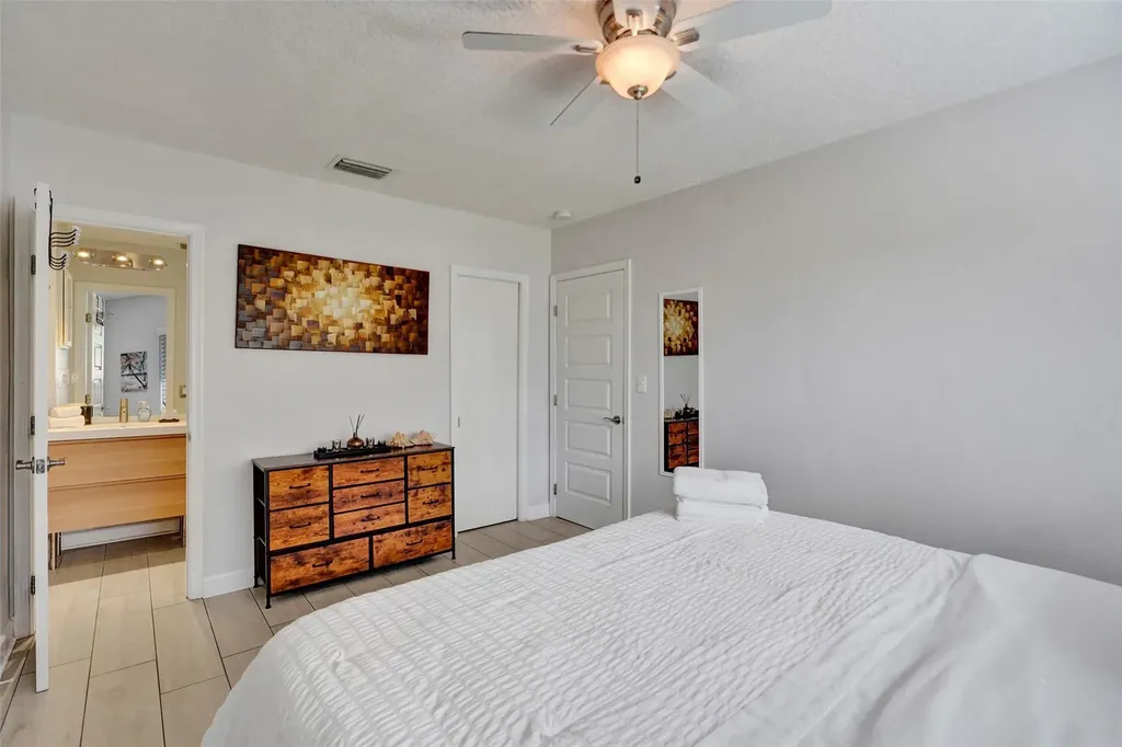 2265 SE 12th Street Pompano Beach FL 33062