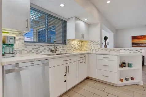 2265 SE 12th Street Pompano Beach FL 33062