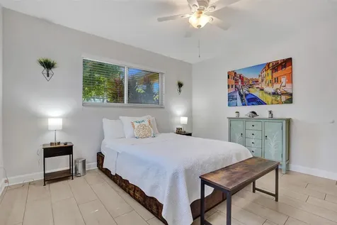 2265 SE 12th Street Pompano Beach FL 33062