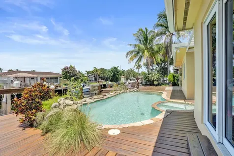 2265 SE 12th Street Pompano Beach FL 33062