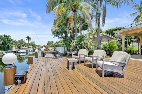 2265 SE 12th Street Pompano Beach FL 33062