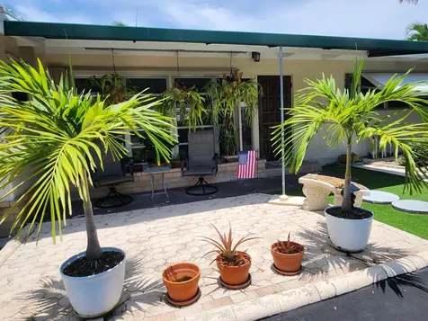 111 SE 7th Street Pompano Beach FL 33060