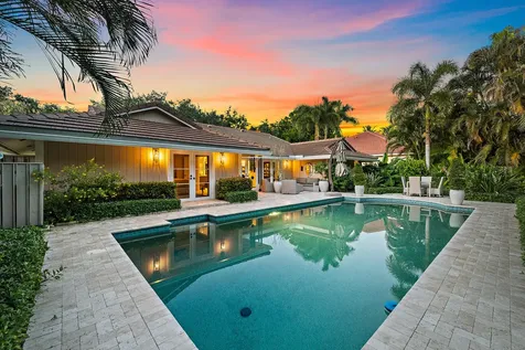 10 Bentwood Road Palm Beach Gardens FL 33418