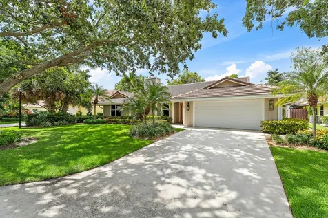 10 Bentwood Road Palm Beach Gardens FL 33418
