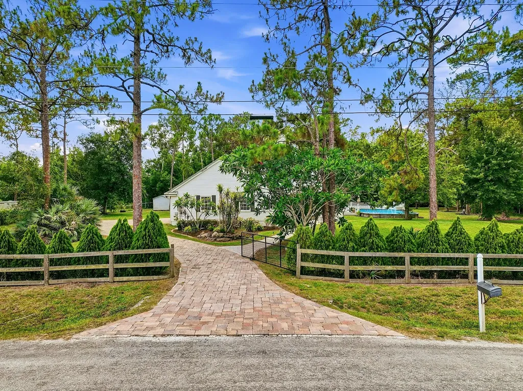 13884 N 71st Place Place N West Palm Beach FL 33412